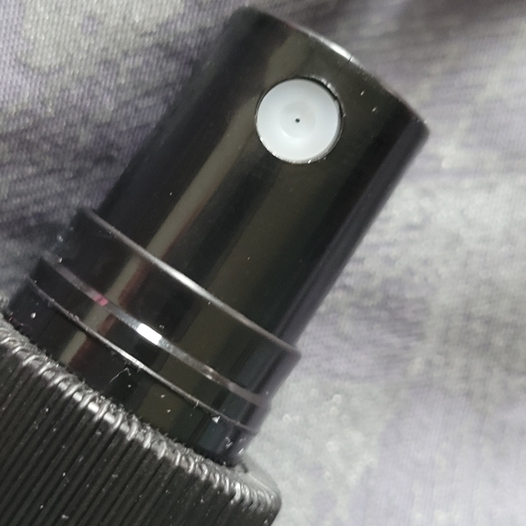 ⭐️Sukin Hydrating Mist Toner⭐️ - Picture 2 of 3